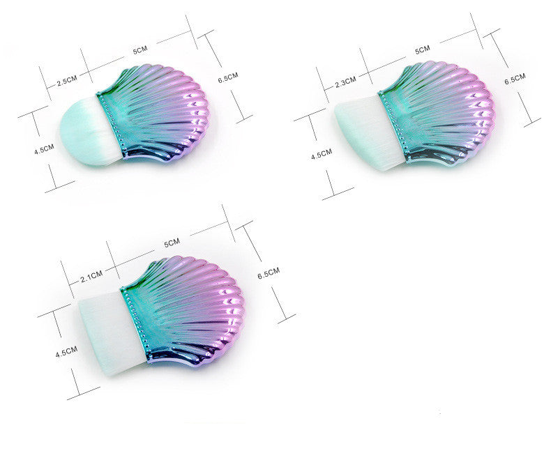 Single small shell foundation brush Single small shell foundation brush
